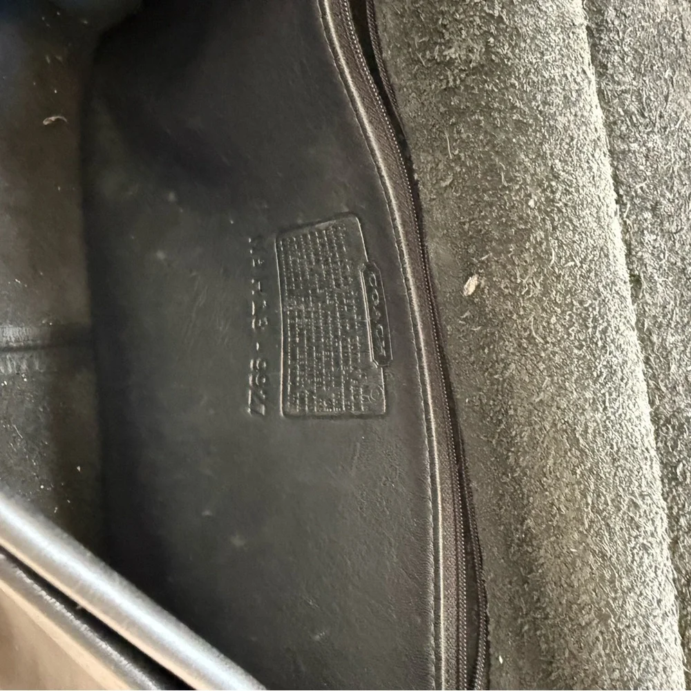 Vintage Coach Willis Bag M0651-F09927 Black Leather w Adjustable Strap & Hangtag - Picture 4 of 9